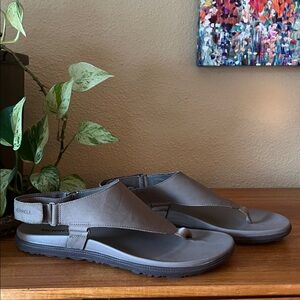 EUC Merrell Sandals Around Town Sunvue 10